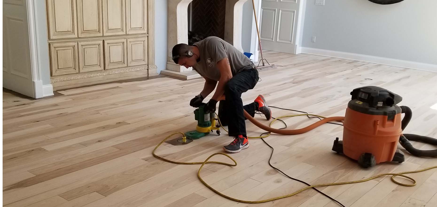 Sanding hardwood floor