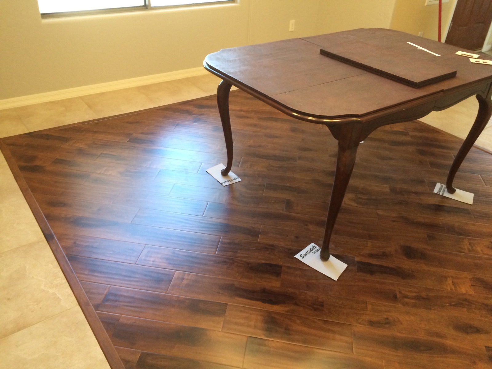 laminate installer